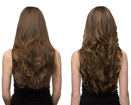 Femme souriante avec une chevelure éclatante